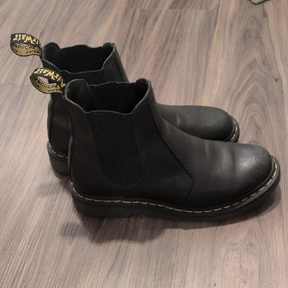 Dr. Martens Chelsea Boots - Picture 2 of 7
